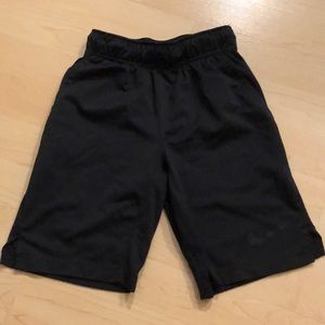 Nike - Shorts